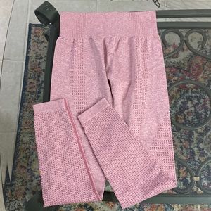 5/$25!!! Performance Leggings M